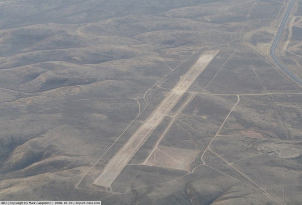 Waiting for refugees from Jupiter - Refugees, USA, Runway strip, Runway, Jupiter