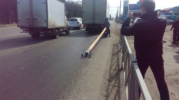 Somewhere near Tula yesterday - Bravery and stupidity, Tula, Scooter, Road