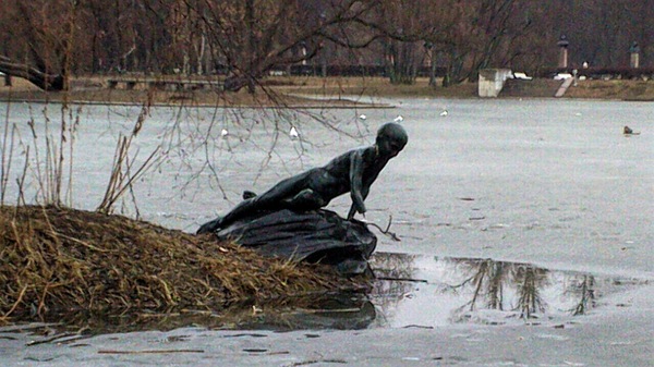 Сунул Грека руку в реку