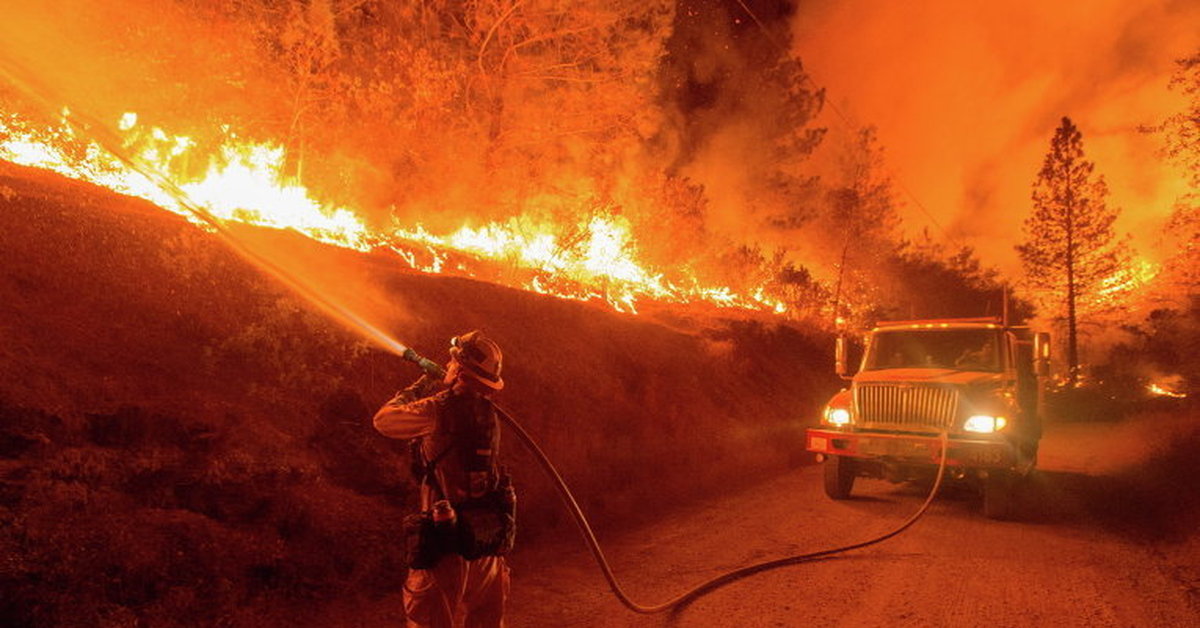 Город горящий рис. Пожары в калифорнии. Фаер стате. Фаер стате. State fire marshal.