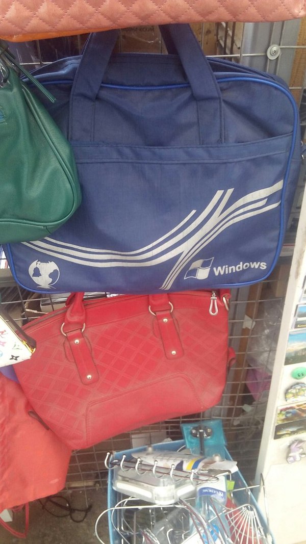 Когда понимаешь, что Windows не окупает себя как ОС.
