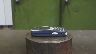 Nokia 3310 VS  
