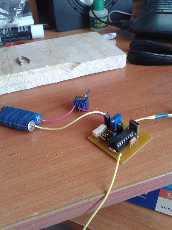 Запилил маленький радиоприёмник из спортивного интереса | Пикабу