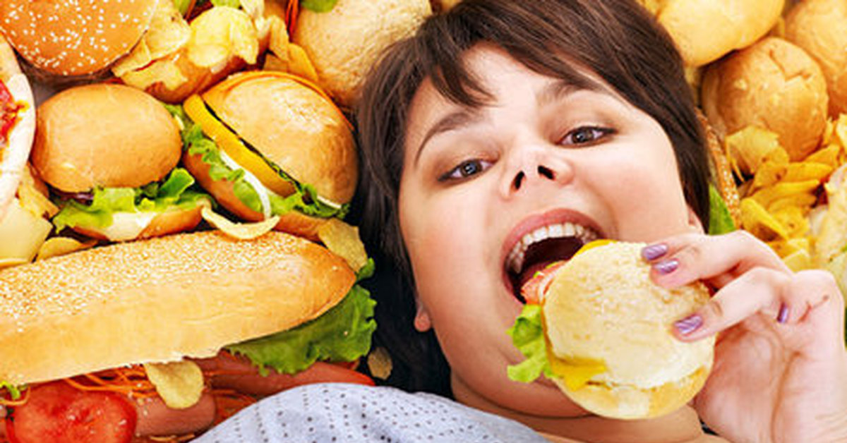 Ожирение переедание. Ожирение. Неправильное питание. Ожирение картинки. Обжорство.