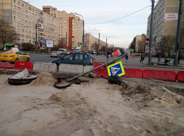 Он продолжал работать со всеми...