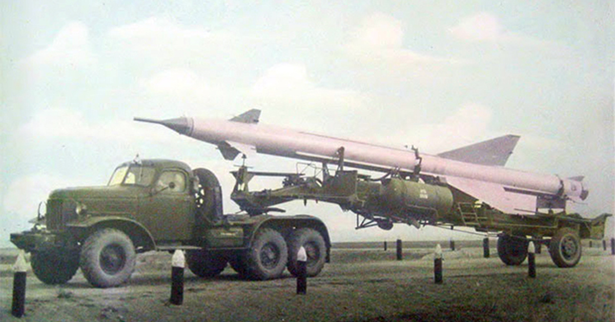 Советское пво. Зенитная ракетная комплекс с-25 «Беркут». Система с-25 Беркут. Зенитная ракетная система с-25 Беркут. ЗИЛ -157 С-25 Беркут.