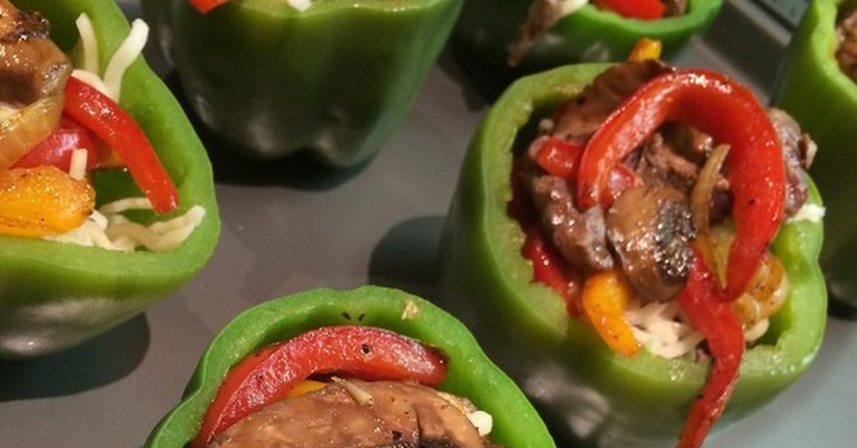 маудзедун фаршированный. какой гарнир подойдет к фаршированному перцу. перчик фаршированный с гарниром. какой гарнир подойдет к фаршированному перцу. гарнир к фаршированным перцам.