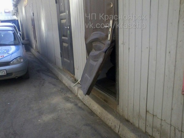 Не стоит экономить на дверях...