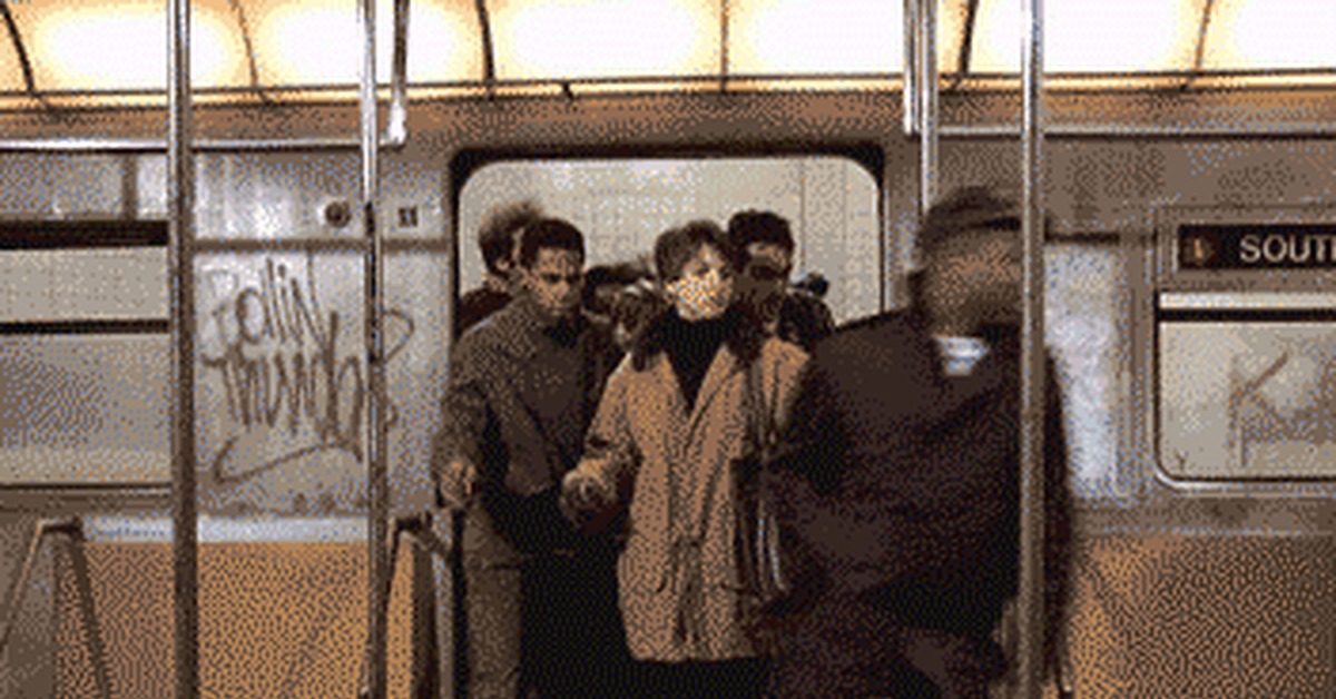 Metro at rush hour - Metro, Crowd, Rush hour, GIF, Seinfeld