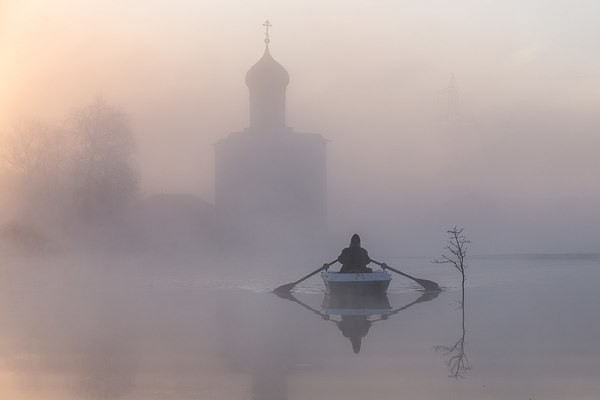 «Дорога к церкви» - Церковь, Лодка, Туман, Татьяна Белякова