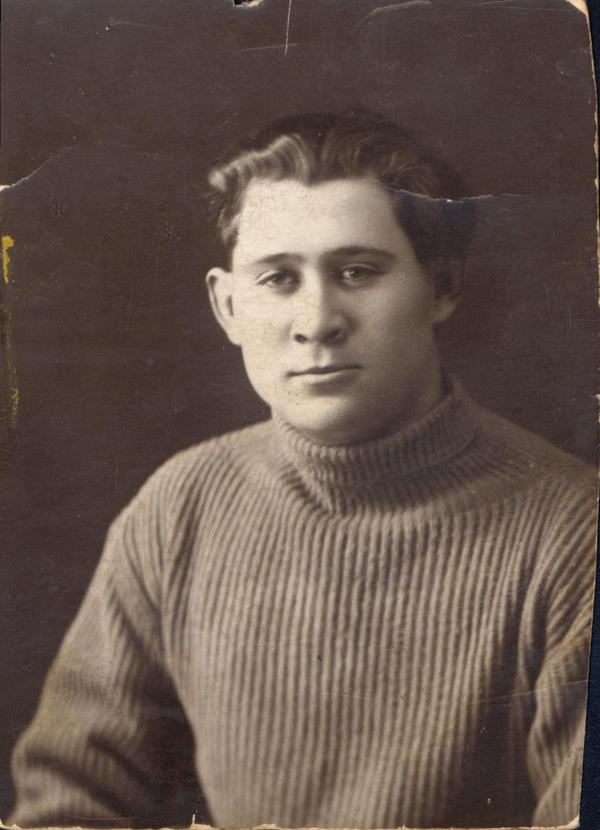 Ребята, помогите пожалуйста. Нужна помощь с ретушью фото.