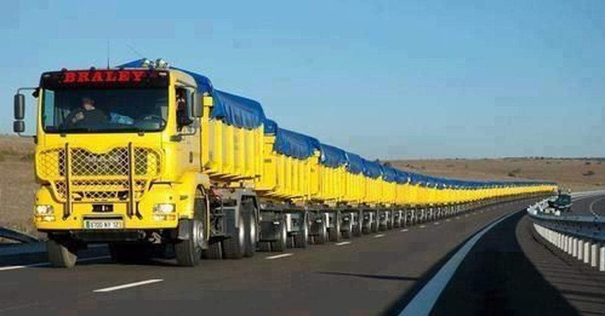 Большие автопоезда. Грузовые автопоезда Австралии. Автопоезда в Бразилии. Длинный грузовик. Самая длинная фура.