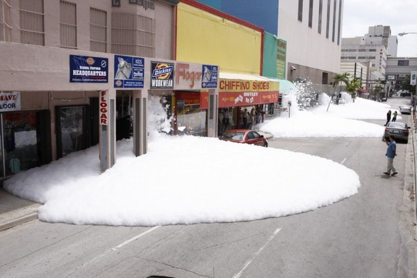 Город в пене