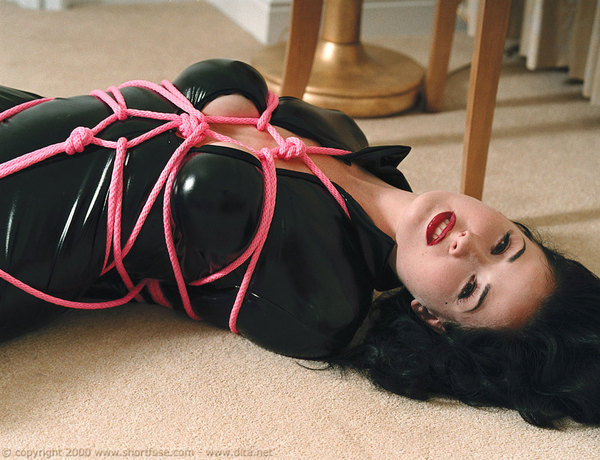 Especially for my already seven subscribers! - NSFW, Dita Von Teese, BDSM, Gag, Rope, Latex, Not mine, Longpost