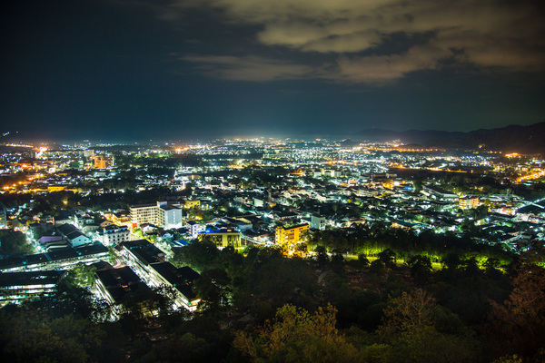 ������������ ����� ��� ��������� �� ������� - Khao Rang Hill view point. �������� ��� �� Phuket Town