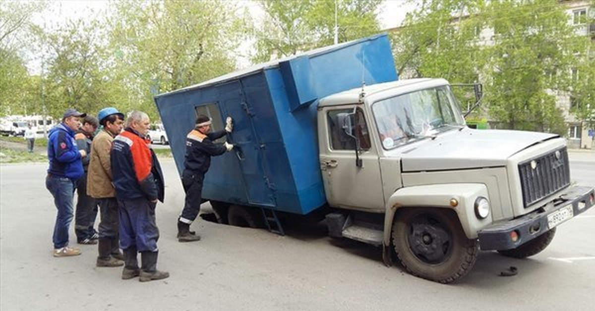 Томск ртс. Томскводоканал грузовик. Грузовики Томск. Аварийная служба Томск РТС.