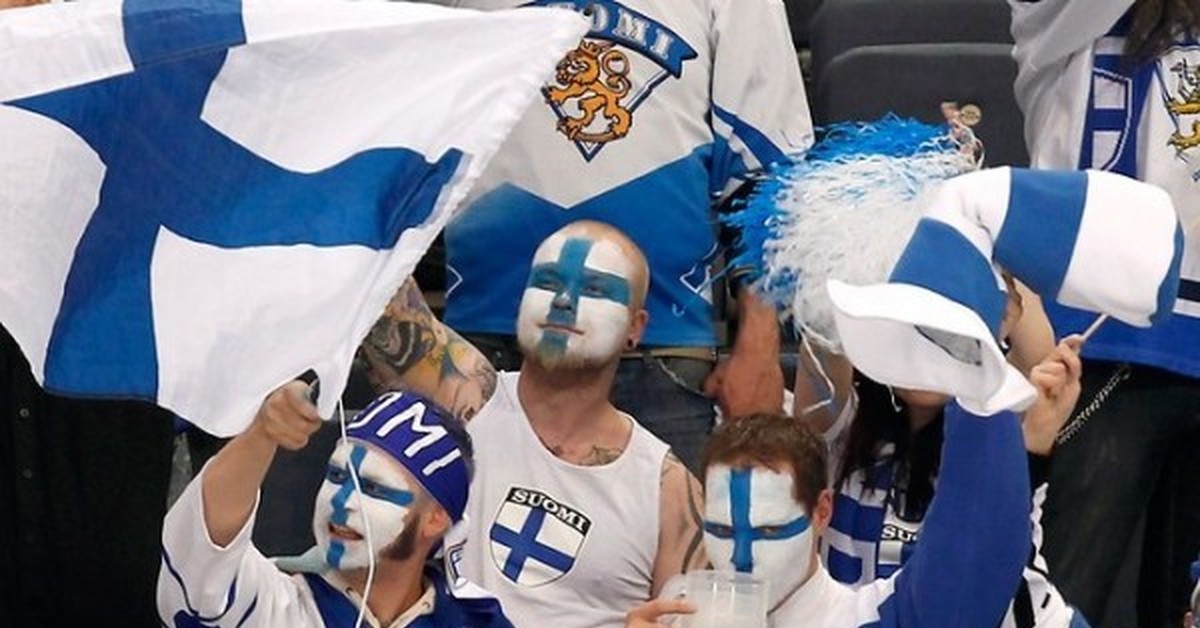 Финская демократия. Финляндия люди. Финны. Финляндия финны. Финские болельщики.