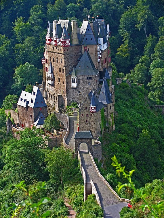 Сказочный замок Эльц Германия Пикабу. 