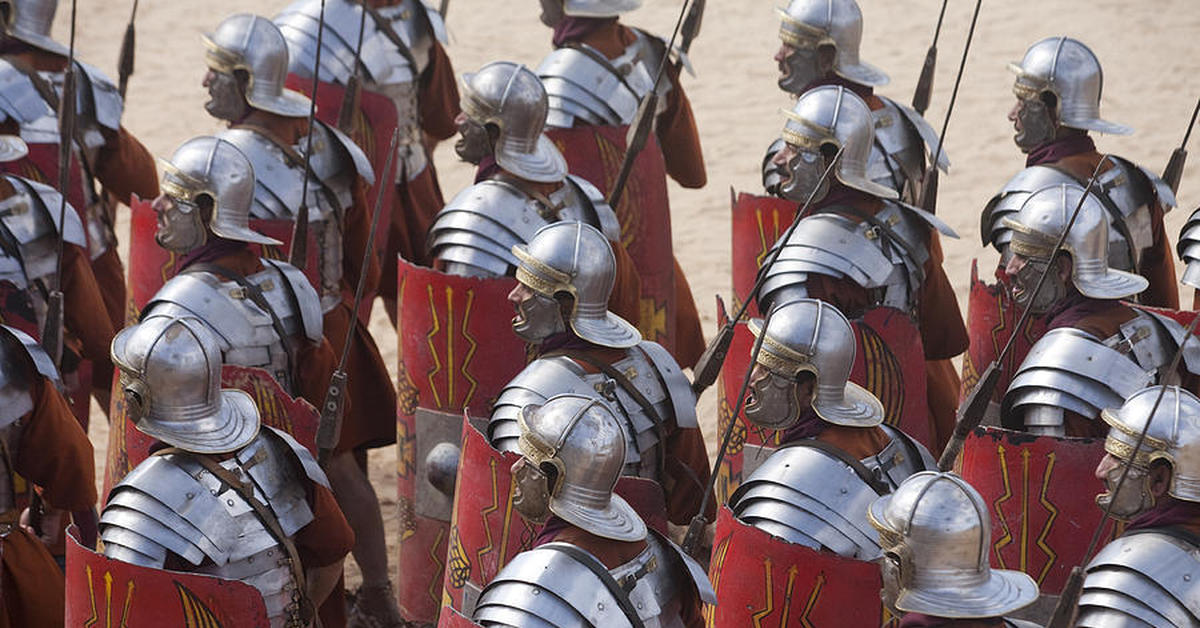 Приму в легион. Римская Империя Римский Легион. Римская Империя армия Легион. Армия древнего Рима легионеры. Древнеримская армия Легион.