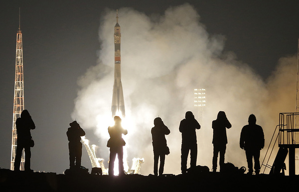 Чем опасна профессия космонавта. Смотреть фото Чем опасна профессия космонавта. Смотреть картинку Чем опасна профессия космонавта. Картинка про Чем опасна профессия космонавта. Фото Чем опасна профессия космонавта