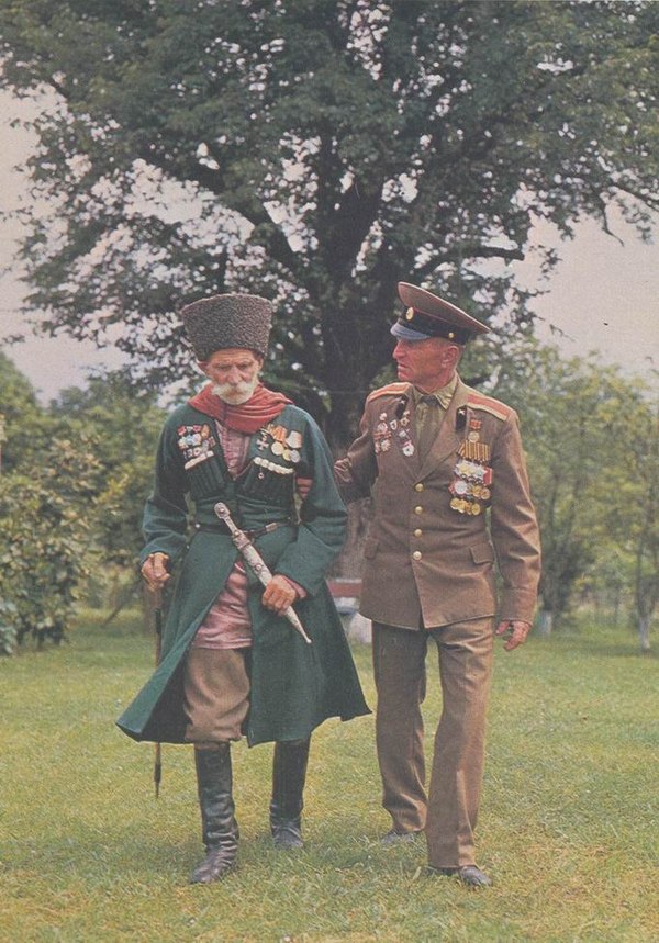 ���� � ���