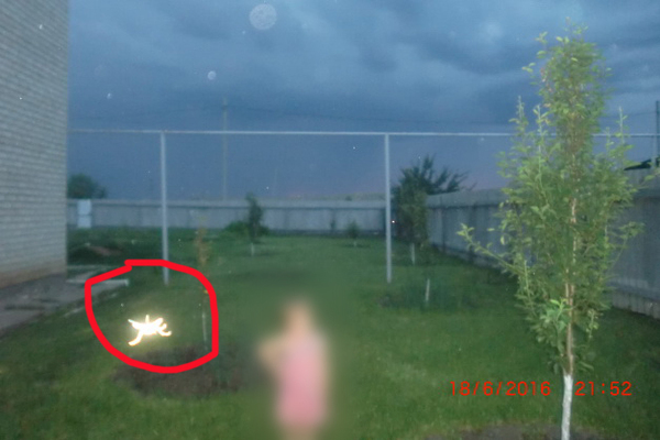 Удар молнии рядом с ребенком