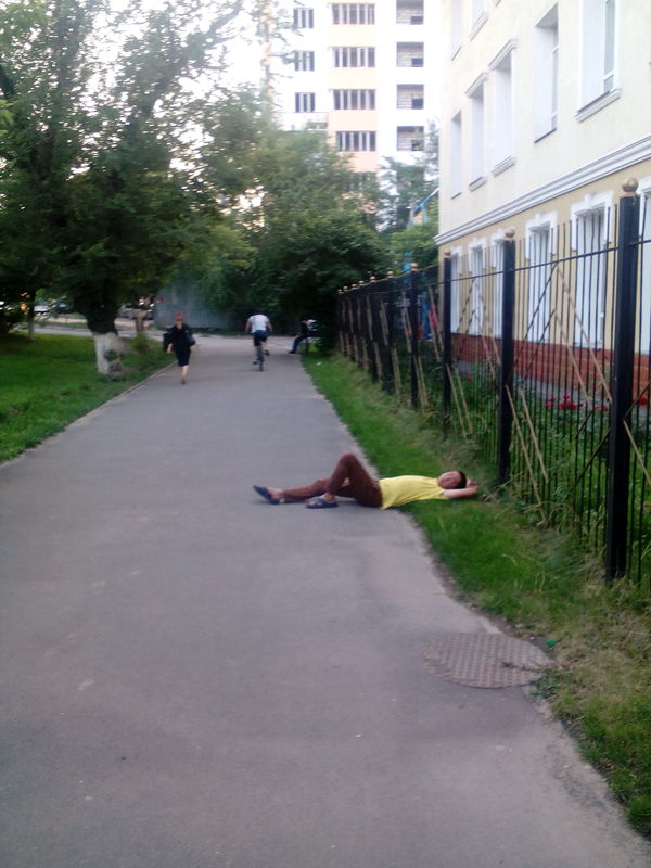 Когда простым смертным на работу в четверг, а ты с утра на расслабончике