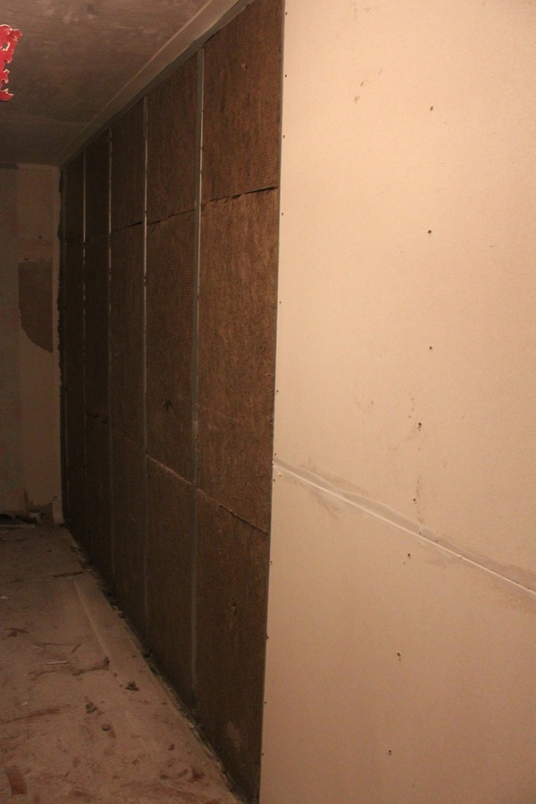  стены в старом панельном доме. | Пикабу