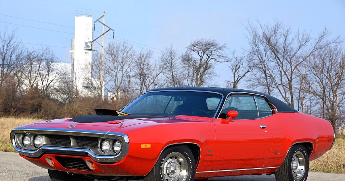 Roadrunner страна производитель. Plymouth Roadrunner GTX 440. Plymouth Roadrunner 440. Plymouth Roadrunner 1972. Plymouth Roadrunner GTX 1972.