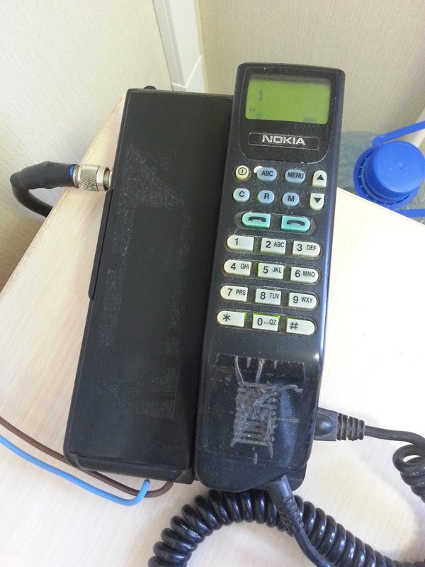  ))     . Nokia, 