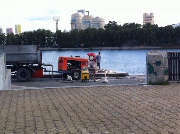 Я может чего то не понимаю:но зачем закрашивать то что стало известно на весь мир