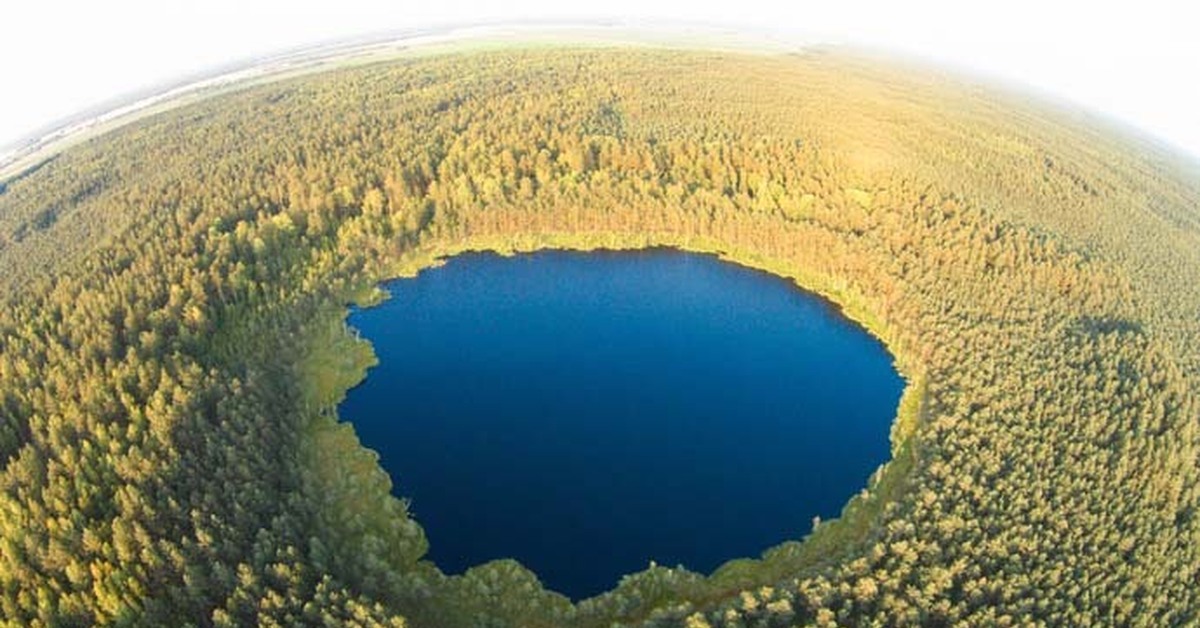 Есть мертвое озеро. Мёртвое озеро Светлогорский район. Мядельский район озеро Мертвое. Круглое озеро Пенза. Мёртвое озеро Беларусь.