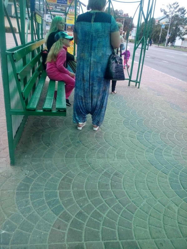 Беларусь, Речица, украдено из группы в вк. Отличный костюмчик