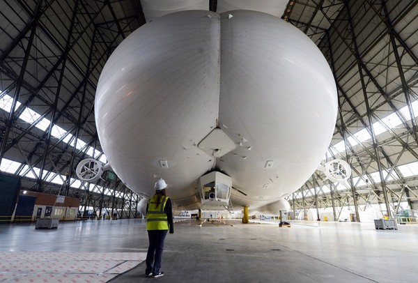 World's largest aircraft tested in Britain - Photo, Images, Aircraft, Fantasy, Subconscious, news