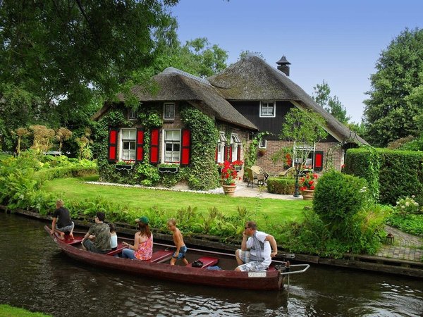 Giethoorn is a village in the Netherlands. - Netherlands, Giethoorn, Geography, Village, Landscape, beauty, Longpost, Netherlands (Holland)