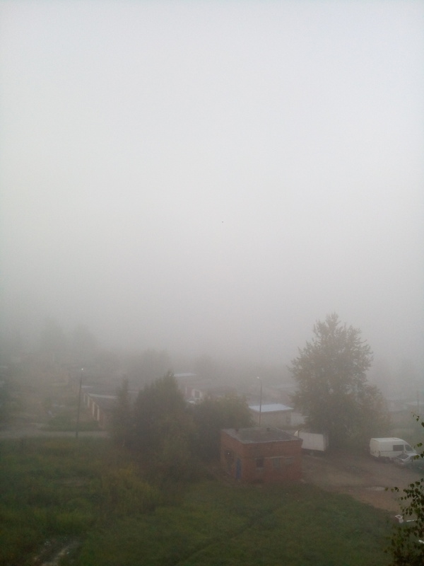 And outside the window, the events of the film The Mist are unfolding .... - Longpost, Sergiev Posad, Haze, My, Photo, Weather, Fog