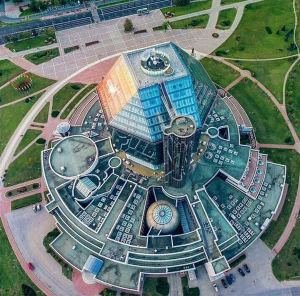 Национальная библиотека в Минске