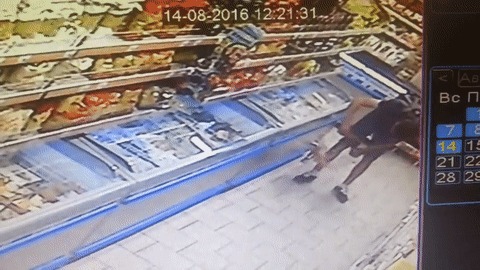 Вор-покупатель испражнился в тюменском универсаме Тюмень, Фекалии, Магазин, Ужас, Гифка