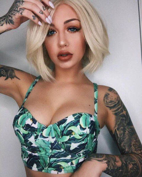 Selfies of girls with tattoos - NSFW, Selfie, Girls, Tattoo, Longpost