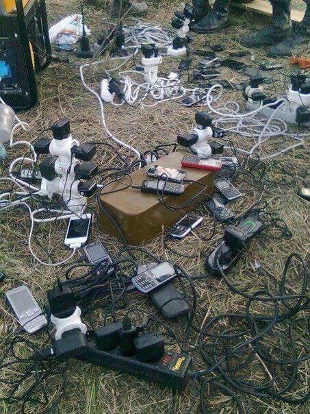 Troops of the 21st century - Army, Humor, Mobile phones, Charger