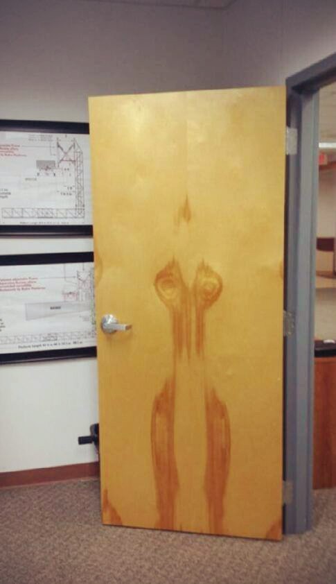 Door to accounting. - Door, Wood, Forms, Gratuti