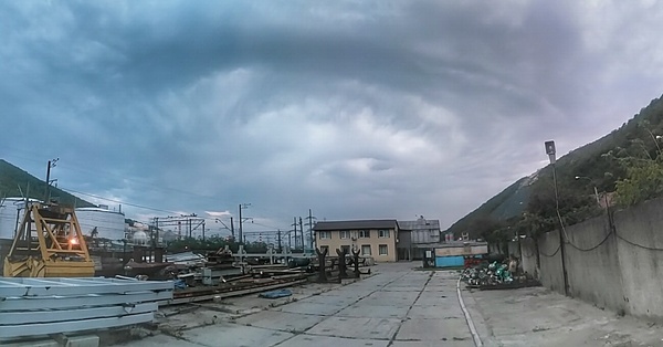 Tuapse managed to capture such a phenomenon on August 28, 2016 ... as a result, the clouds passed by, no cataclysms occurred) - My, Tuapse, Weather, Summer, Devilry