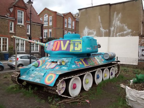 T-34 tank in south London - T-34, Tanks, London, Graffiti, Story, Funny, City's legends, Longpost