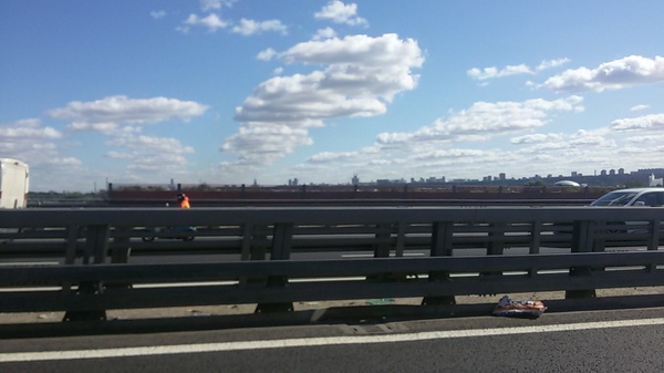 Мне кажется, или облачка стоят в очереди.