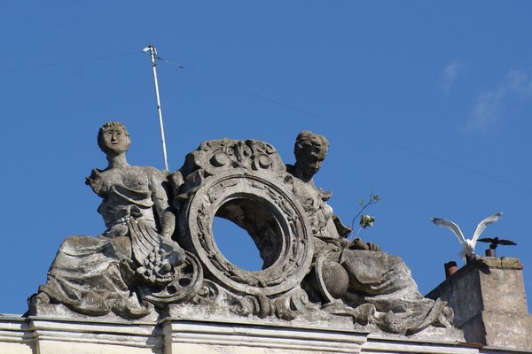 And so it will come down !!!! - Kaliningrad, What's happening?, Bas-relief, Longpost