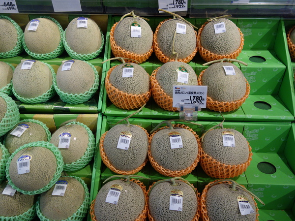 Japan. melons - My, Japan, Food, Melon, Expensive, Yaproska, Japanese