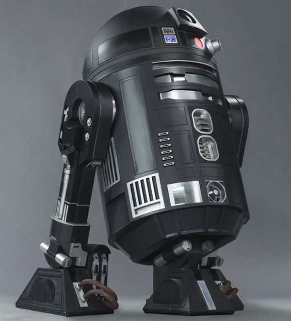  -      R2-D2