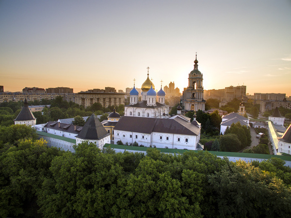 Novospassky Monastery (Moscow) Video at dawn - My, Novospassky Monastery, Monastery, Aerial photography, My, Neborussia, dawn, Moscow, Longpost, Video