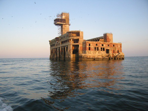 Fort Bayard - Abandoned, Fort Boyard