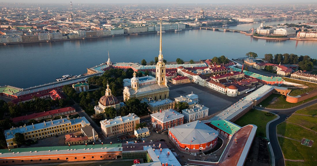 Фото петропавловской крепости сверху